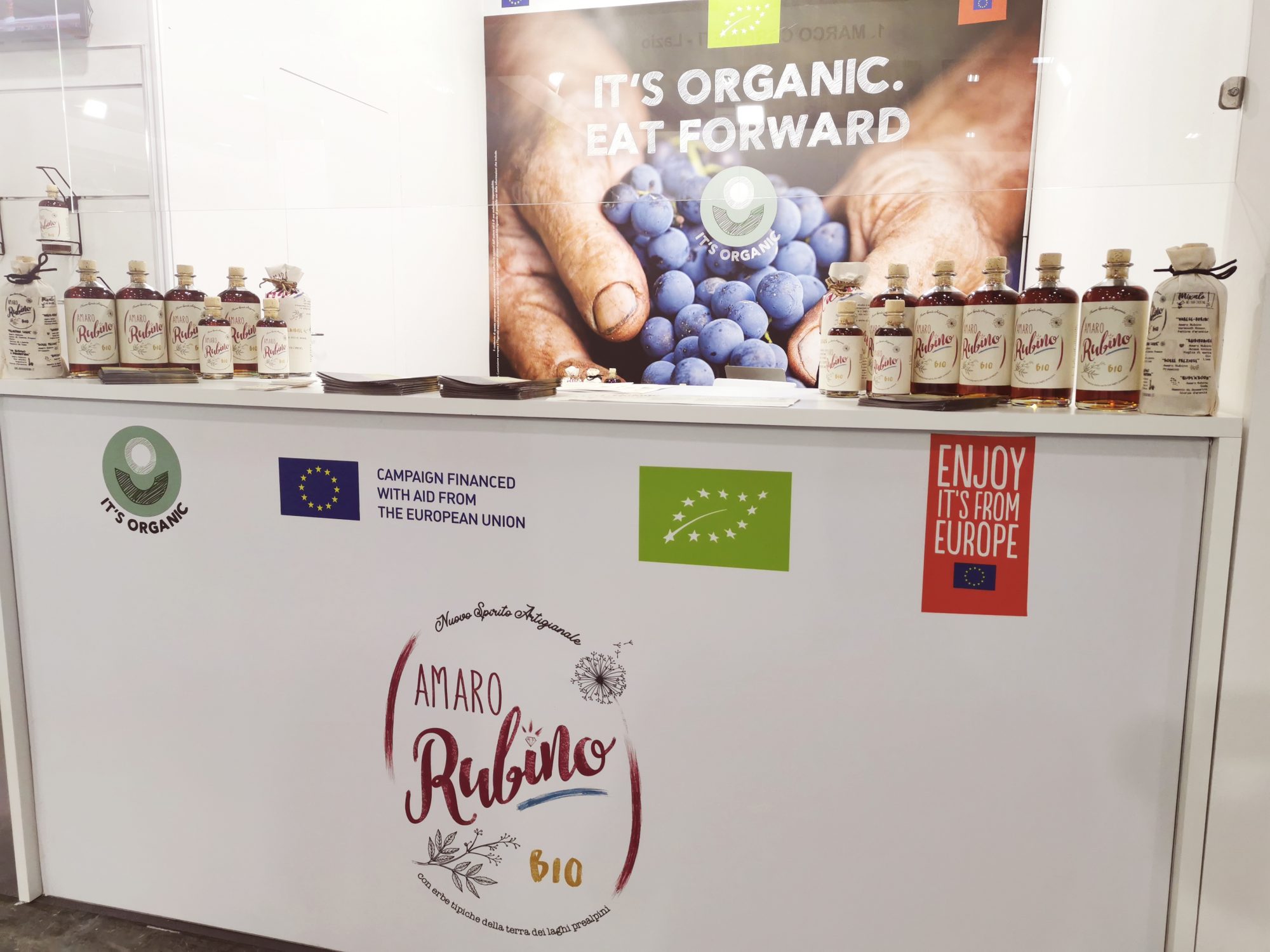 Stand di amaro rubino a Vinitaly